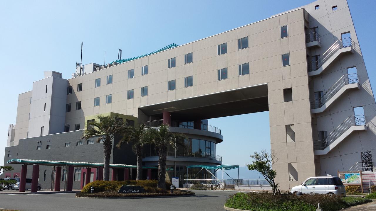 Отель Kokumin Shukusha Marine Terrace Ashiya Китакюсю Экстерьер фото